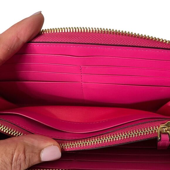 Authentic MCM Magenta Pink‎ Leather Zip Around Long Wallet - Picture 12 of 14